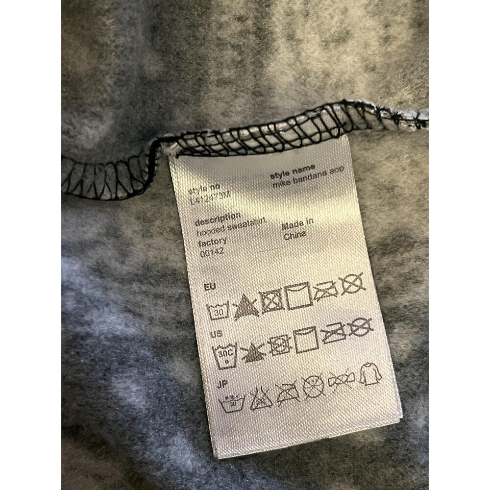 WeSC Hoodie Mens Medium Black Bandana Paisley Graphic Fleece Pullover Sweatshirt - Picture 10 of 11
